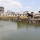馬出門桝形を銅門桝形の住吉橋堀端より