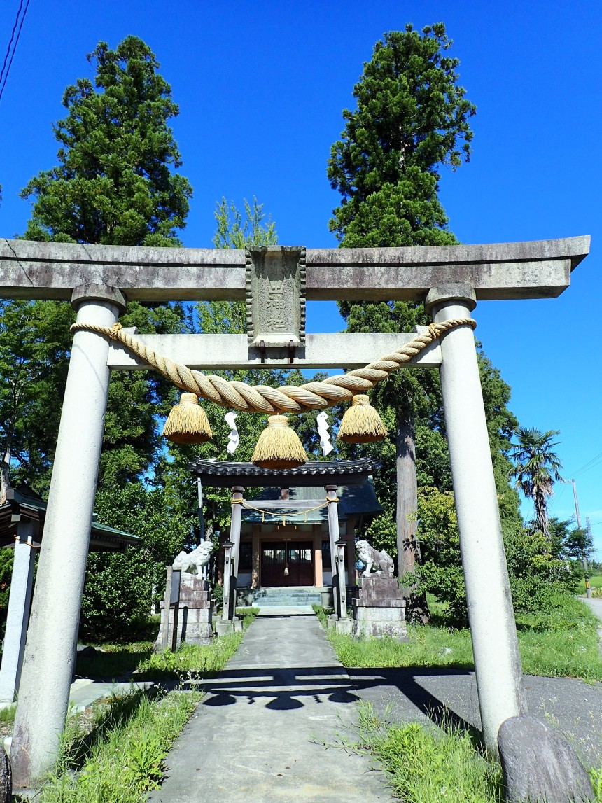 小出神社鳥居