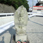 駐車場所にあった仏像