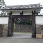外桜田門の高麗門