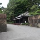 大手三の門（下乗門）の高麗門跡