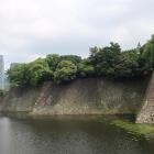 平川濠沿いの折れのある高石垣