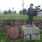 JR黒井駅前のお福(春日局)の像