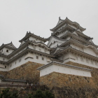 天守閣下城口より大天守西・乾小天守の眺め