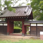 移築された関宿城の薬医門