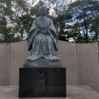 ⑧	篤姫銅像