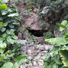 ウシヌジガマ(身を隠す洞穴)