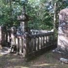 村上義光公の墓