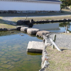 二之丸庭園上流部と下流部の中間に有る飛び石