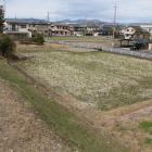 土塁上から北側の田圃は元三之堀跡