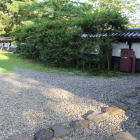 復興三重櫓続き屋根付き土塀西から東へ