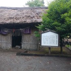 為朝神社と小さな鳥居