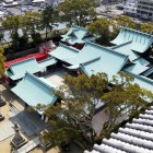 ⑦	天守最上階より吹揚神社を見下ろす