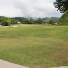 整備された西曲輪周囲には復元土塁