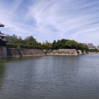 ⑥	幅広の内堀