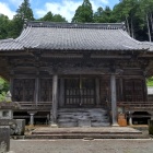 ②	観音寺本堂（正面）