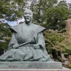 ⑤	石田三成像（石田会館）