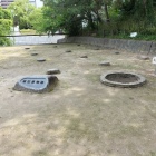 礎石＆井戸跡