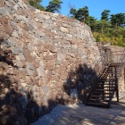 復元された城門の石垣
