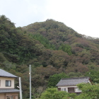 芦屋城が真上に見える