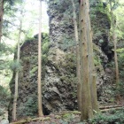 主郭の角礫岩の大岩
