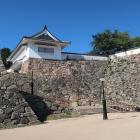 中の段（鉄門）への石段