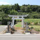 陸奥・高子岡城、伊達氏発祥の城登城口鳥居より
