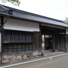 長屋門