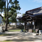 築山神社と築地