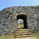二の郭の石造アーチ門（当時のものを修復）