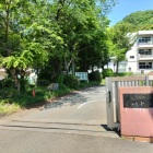 愛川中学校正門