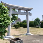 両城の間にある白山神社古墳