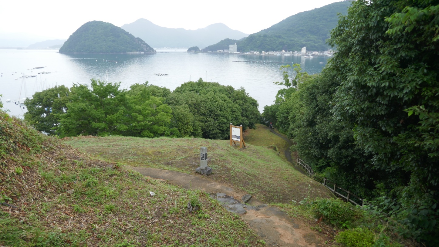 内浦湾を望む