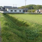 主郭跡　堀が残っている