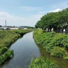 天然の堀の須川