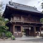 1番札所の霊山寺山門