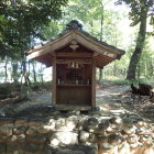 ④白山神社の祠