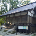 諏訪神社境内