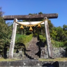 入り口にあたる神社