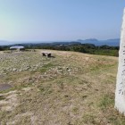 ②	天守台から見た波戸岬とかすかに壱岐対馬