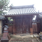 ③毫摂寺(ごうしょうじ)山門