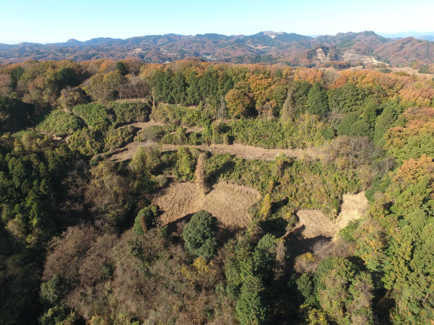 西方城跡　山頂部