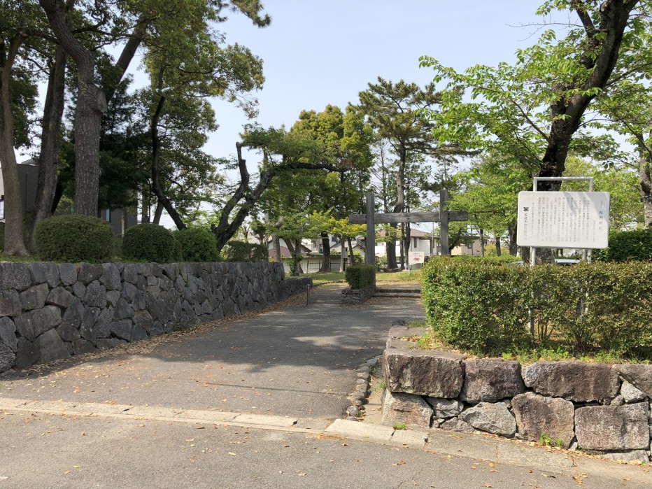 入口