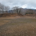 主郭東虎口・土塁
