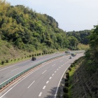 左手が削られた加栗山