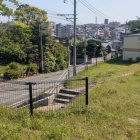 高台にある