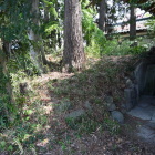 多川稲荷神社の土塁