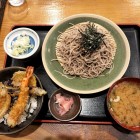 「茅ヶ崎 海ぶね ODAKYU湘南GATE藤沢店」の「ざるそばと天丼のセット」