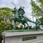 義経公弁慶公像