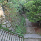 搦手虎口を本丸東より